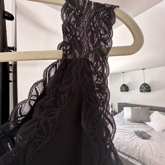 VERO MODA camisole in black with lace - Picture 4 of 6